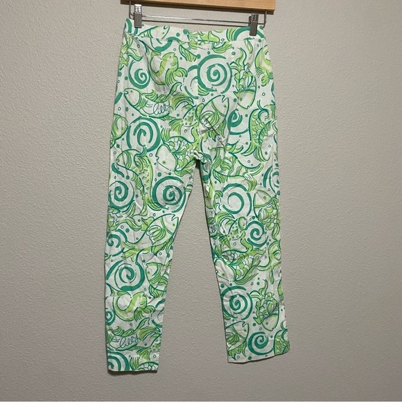 Lilly Pulitzer Vintage Cropped Pants with Fish Pattern - Picture 10 of 11